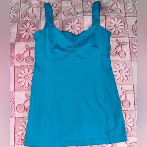 Lululemon top
